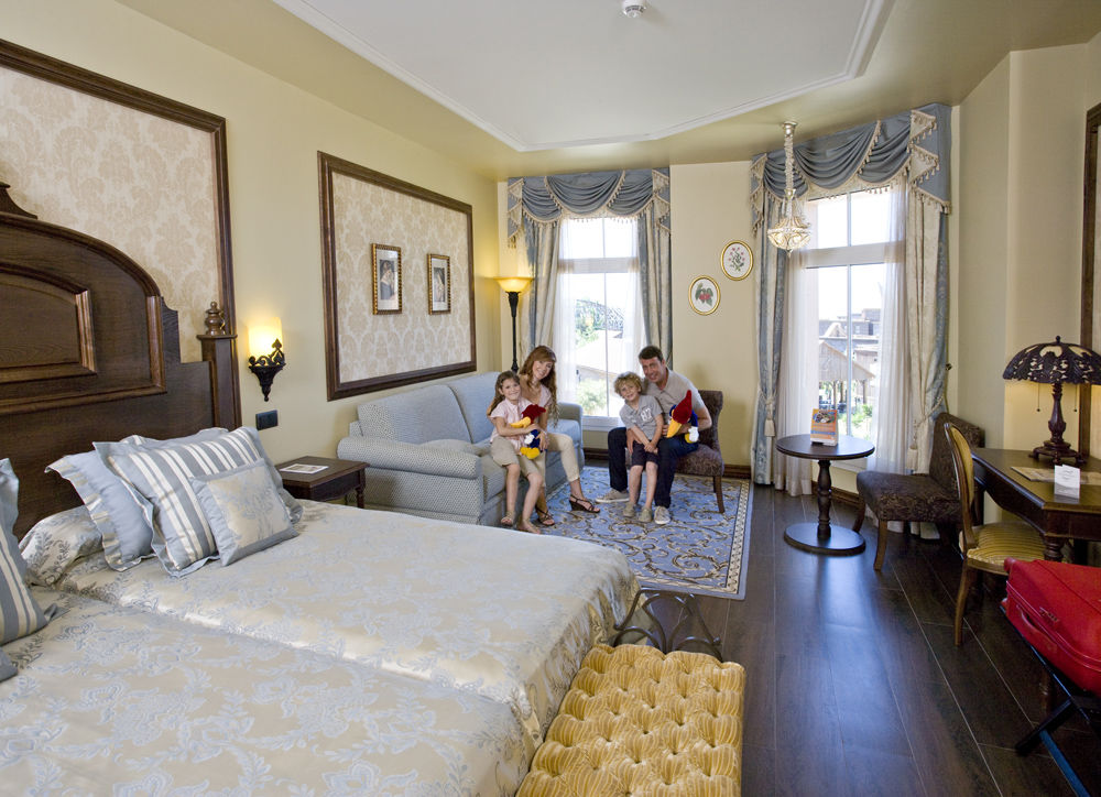 Portaventura Hotel Lucy'S Mansion - Includes Unlimited Access & Express Wristband To Portaventura Park & Ferrari Land Salou Exteriér fotografie